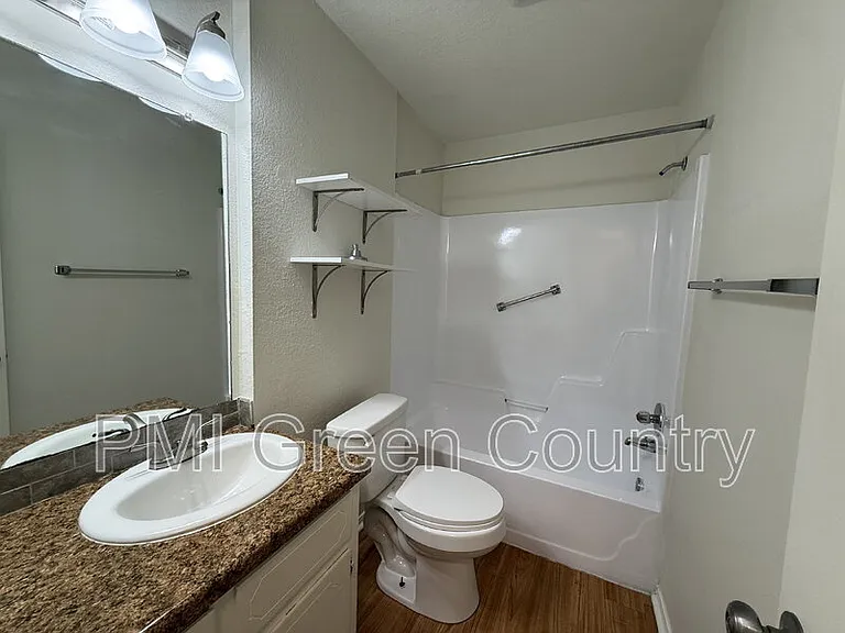 4317 S 4th St — Photo 7