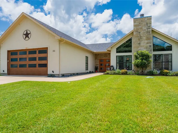 310 Splitrail Dr, Kemp, TX 75143