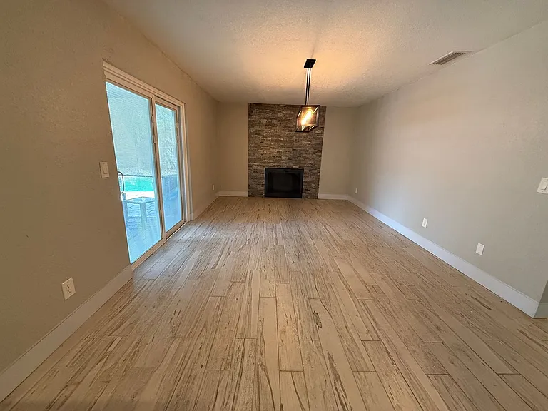 602 Pine Forest Dr — Photo 33