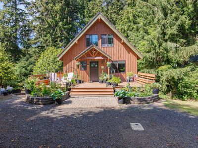 225 4th St, Otter Rock, OR, 97369