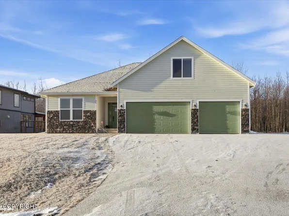 2222 S Sanctuary Dr, Palmer, AK 99645