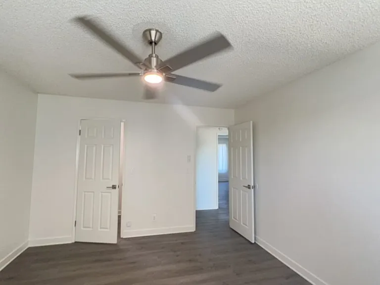 Arrowhead Apartments — Photo 36