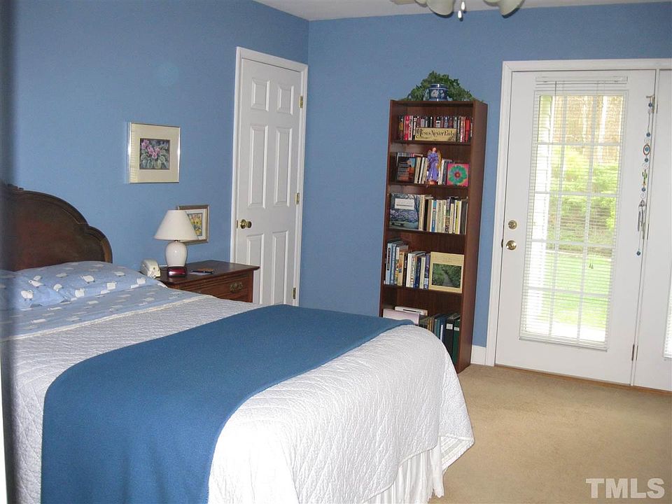 2nd image of 812 Turmeric Ln