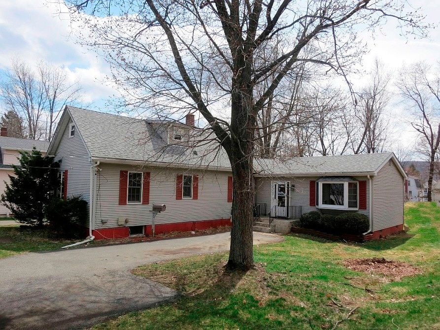 1st image of 13 White St
