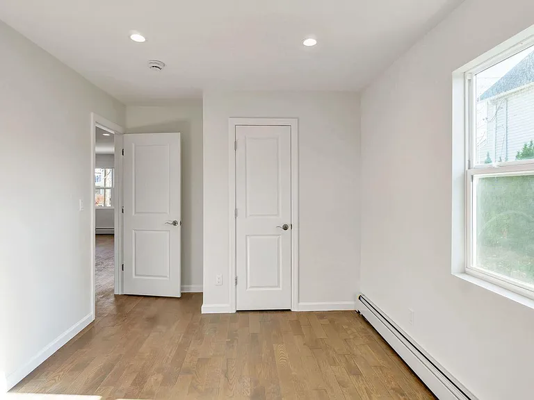 34 N Maryland Ave #36 — Photo 13