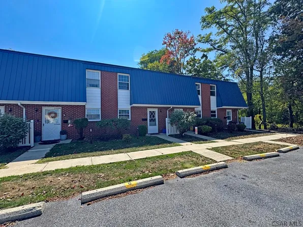 1030 Tener St APT 8, Johnstown, PA 15904