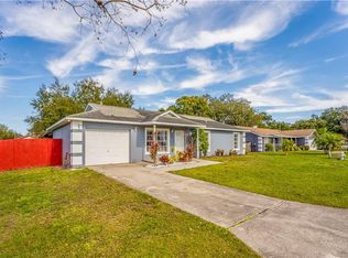 905 Lacey Oaks Ct, Kissimmee, FL 34744