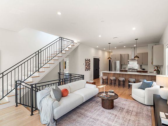 4th image of 59 Highland Rd #59