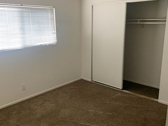 3rd image of 1300 Elizabeth Ave #3
