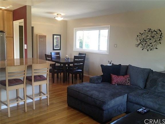 4th image of 506 Roycroft Ave
