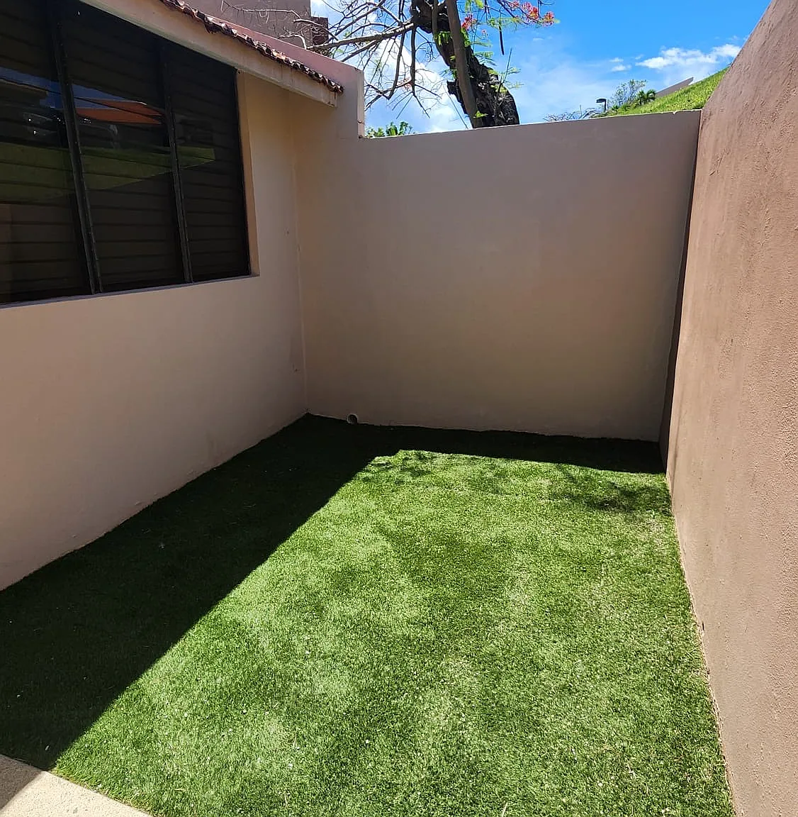 1 bed, 948 sqft, $2,600 — Photo 3