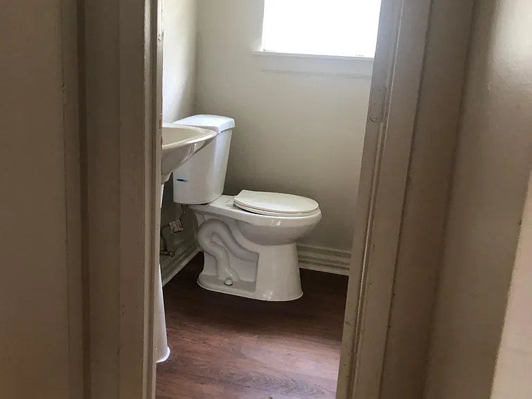 57 Mundt St #A — Photo 10