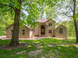 203 Oak Leaf Dr, Mars, PA 16046