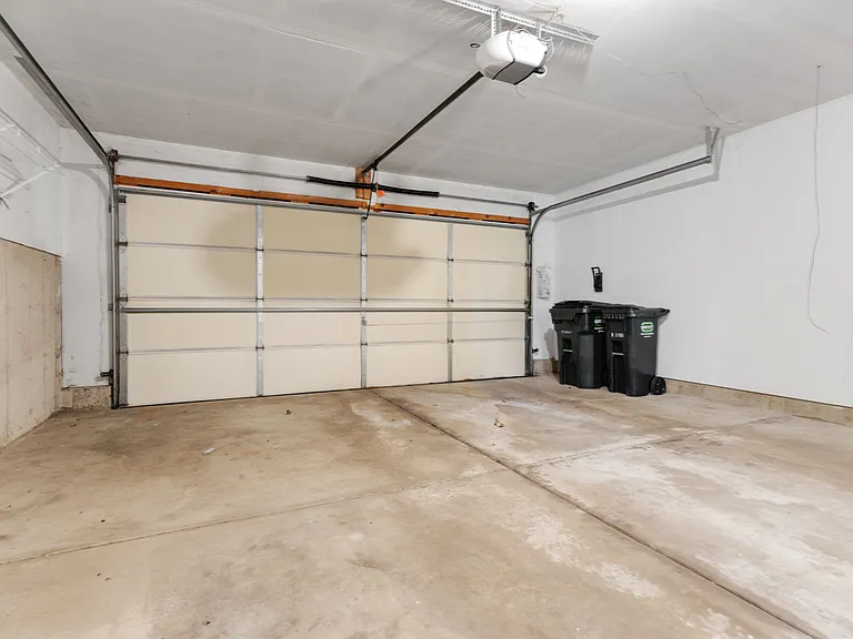 2255 Hudson Cir #2255 — Photo 23