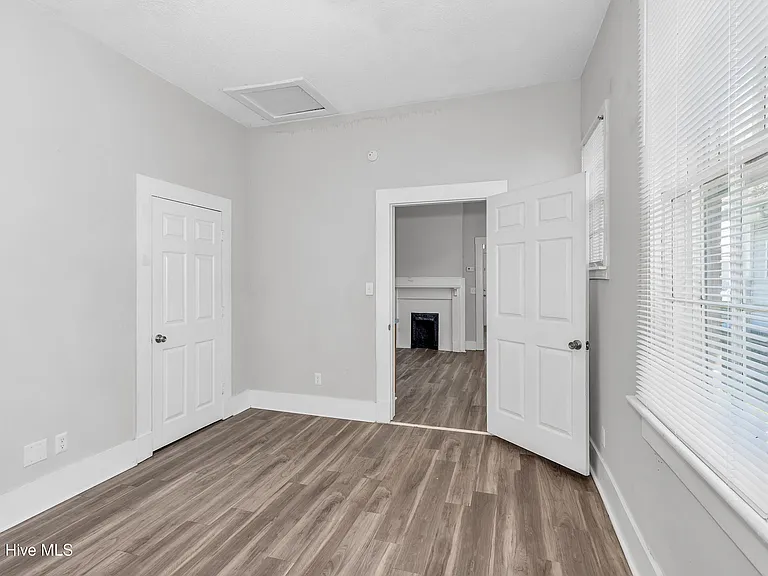 240 Ellis St #A — Photo 8