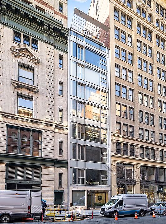 1st image of 116 W 22nd St APT 3