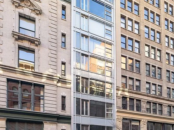 116 W 22nd St APT 3, New York, NY 10011