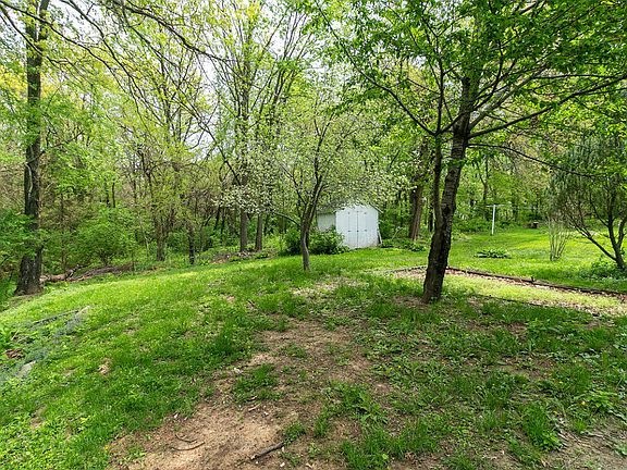 4th image of 2501 Forest Pkwy