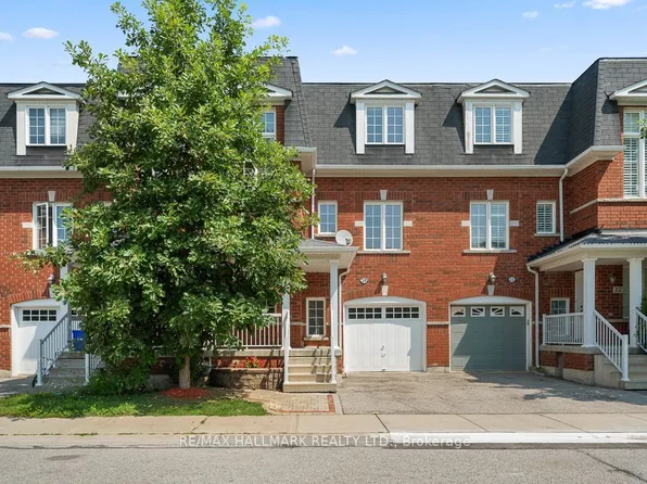 15 Old Colony Rd #24, Richmond Hill, ON L4E 4L5