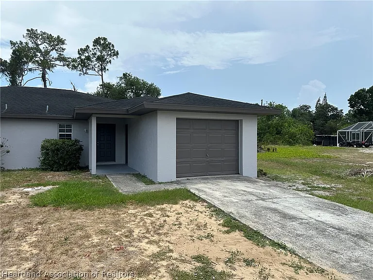 237 Rhapsody Ave — Photo 1