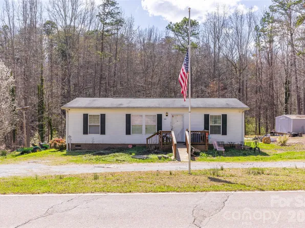 6561 Lewis Rd, Kings Mountain, NC 28086