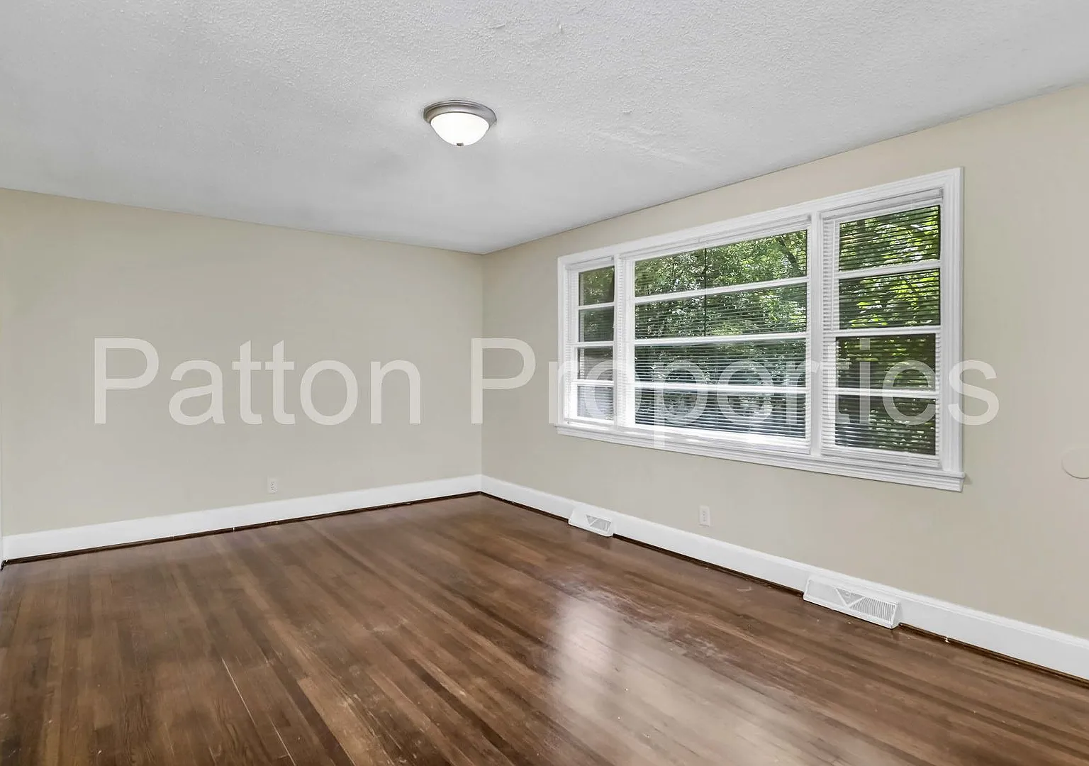 Rosewood Home — Photo 3