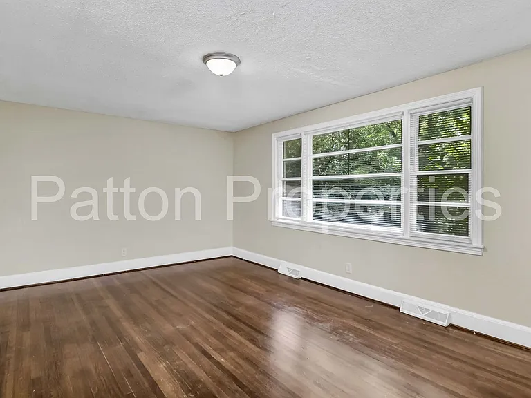 3901 Bright Ave — Photo 3