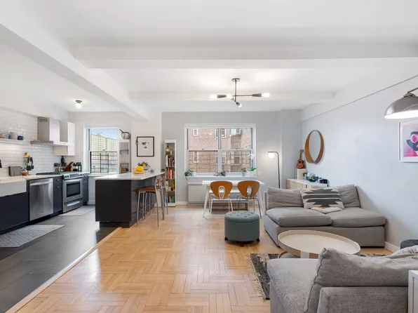 530 Grand Street image 1 of 8