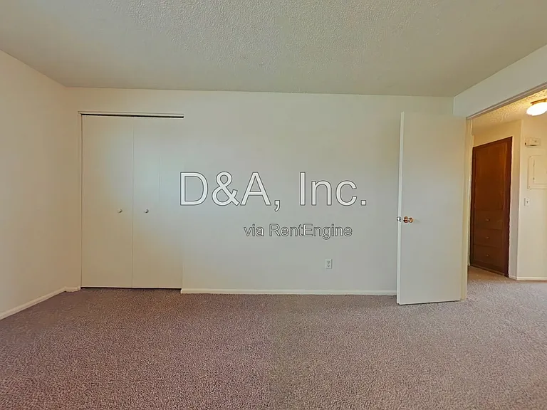 928 21st Ave SW — Photo 8