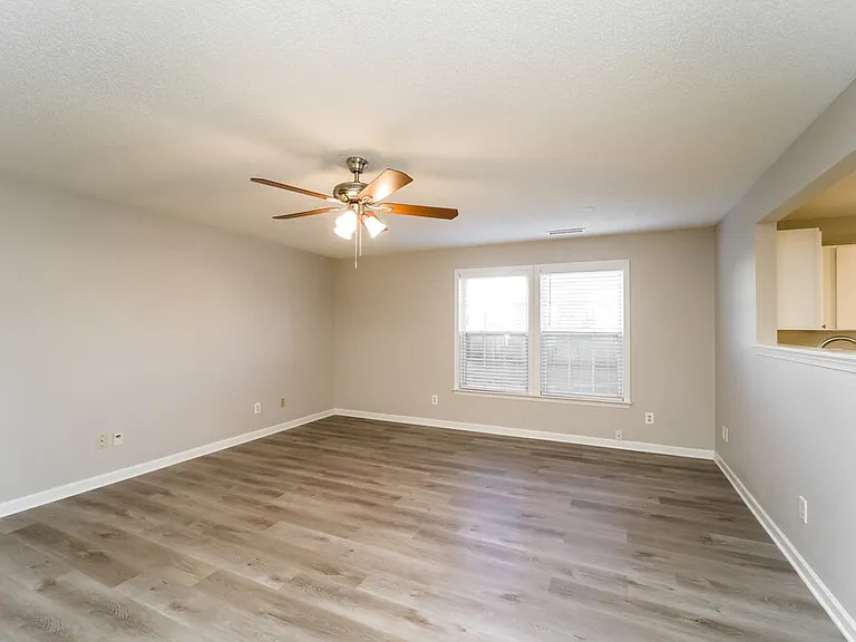 5724 Hammermill Dr — Photo 7