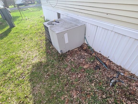 3rd image of 24/80-81 Woodhaven Dr E