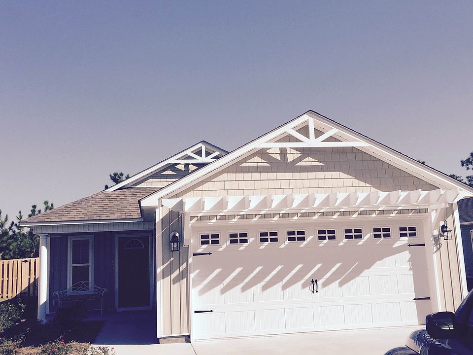 1st image of 4227 Cherry Laurel Dr SE