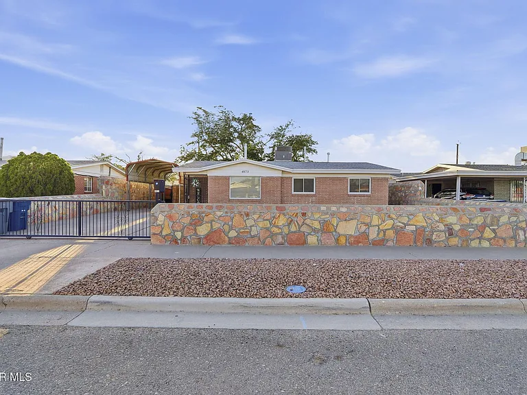 4873 McGregor Dr — Photo 1