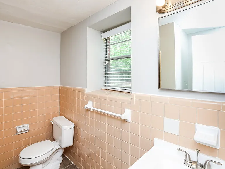 3259 Powers Rd — Photo 16