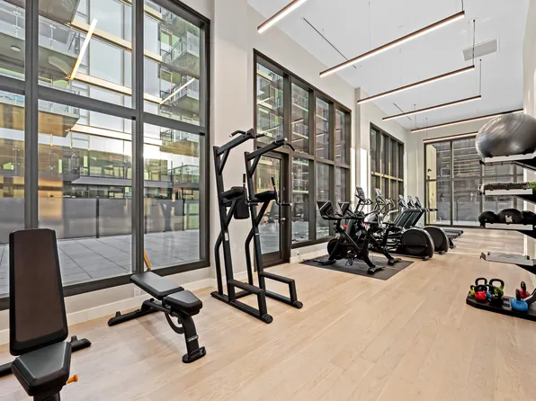 38-20 Parsons Boulevard image 14 of 19