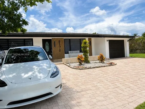 9170 NW 24th Pl, Sunrise, FL 33322