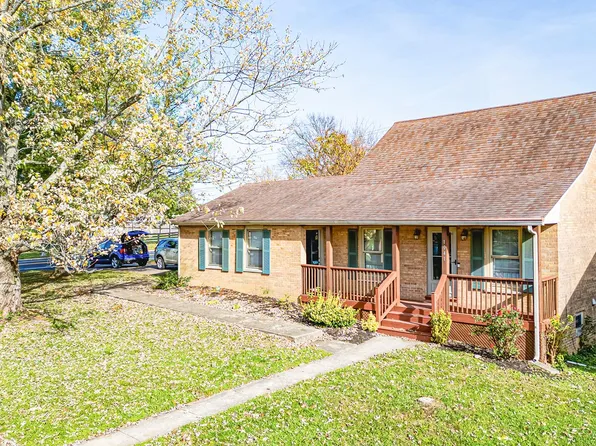 1041 Brookfield Dr, Lexington, KY 40517