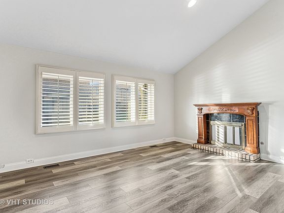 4th image of 1704 Boulder Dr