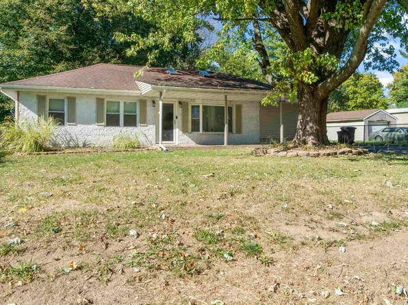 213 N Eisele Dr, Peoria, IL 61604