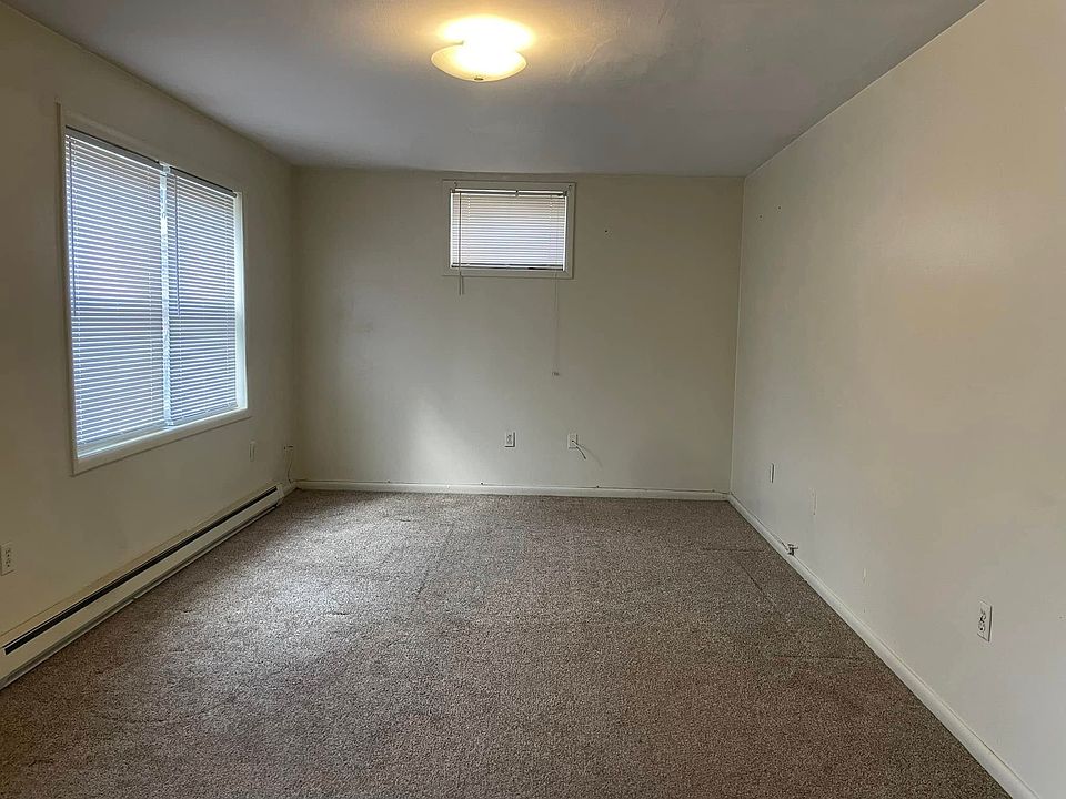 2nd image of 600 Fairfax St #8