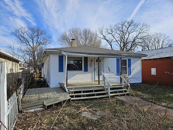 2nd image of 108 E Eberwine Ave