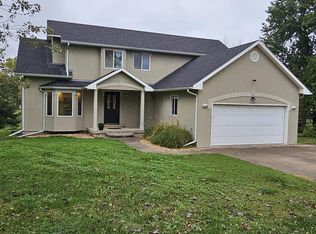 2309 Sunset Lake Dr, Emporia, KS 66801