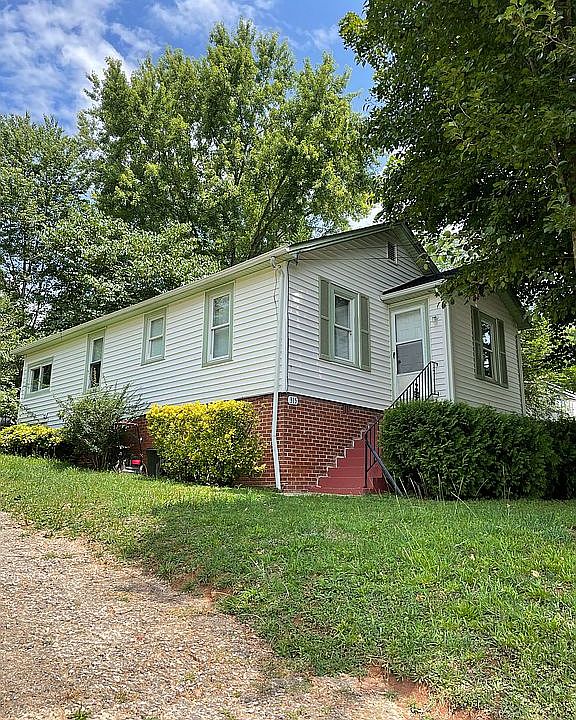 1st image of 315 Morgan Dr