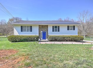 214 Hidden Valley Rd, Rogersville, TN 37857