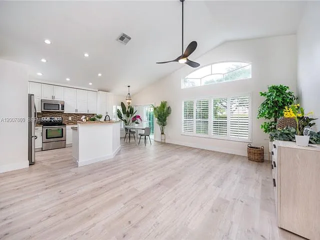 1381 NW 144th Ave — Photo 16