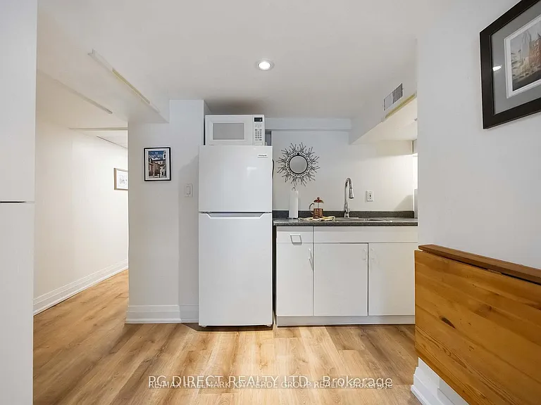 362 Mortimer Ave #LOWER — Photo 5