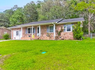 215 Arbor Rd, Summerville, SC 29485