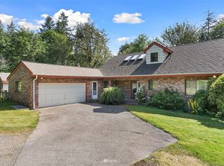 23614 212th Ave SE, Maple Valley, WA 98038