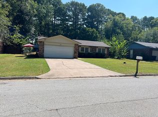 2872 N Peg Ln, Fayetteville, AR 72703