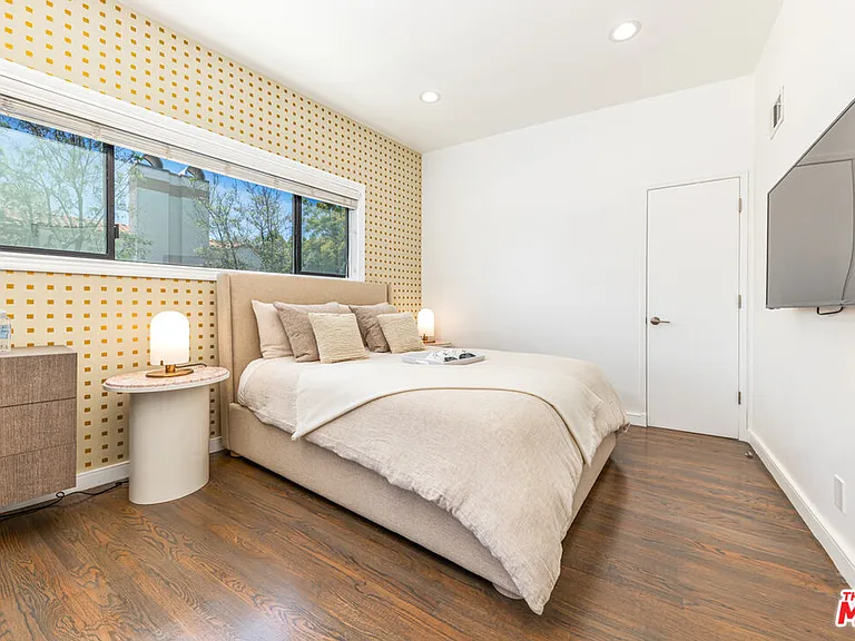 8911 Cynthia St #9 — Photo 18